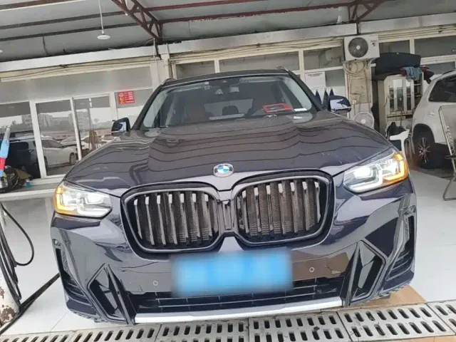 BMW X3 — Фото автомобиля 2