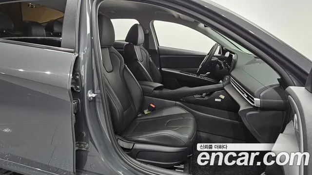 Hyundai AVANTE Новый Avante (CN7) — Фото автомобиля 26