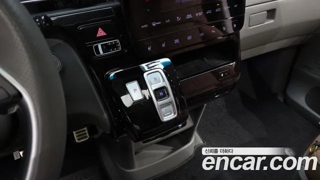 Hyundai Staria — Фото автомобиля 12