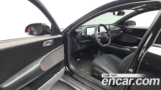 Hyundai Ioniq 6 — Фото автомобиля 15