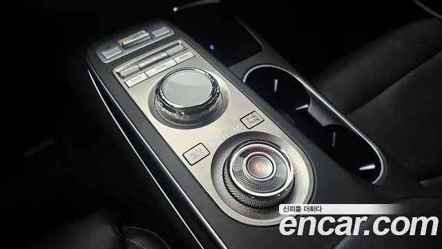 Genesis GV70 2.5T Бензин AWD — Фото автомобиля 9