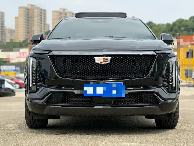 Cadillac XT5 — Фото автомобиля 2