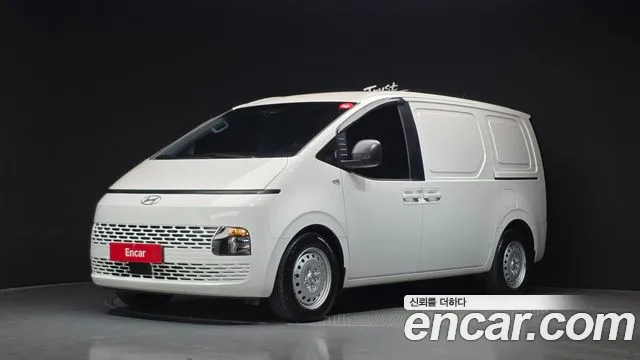 Фотография автомобиля — Hyundai Staria