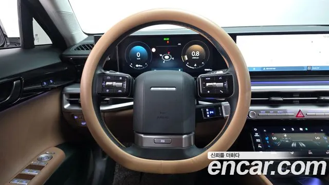 Hyundai Grandeur Grandeur (GN7) 2.5 Бензин 2WD — Фото автомобиля 12