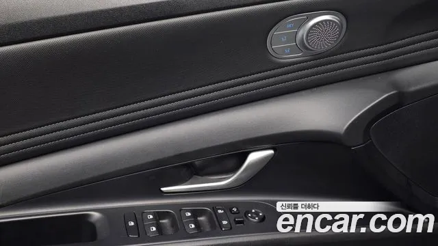 Hyundai Avante CN7 — Фото автомобиля 20