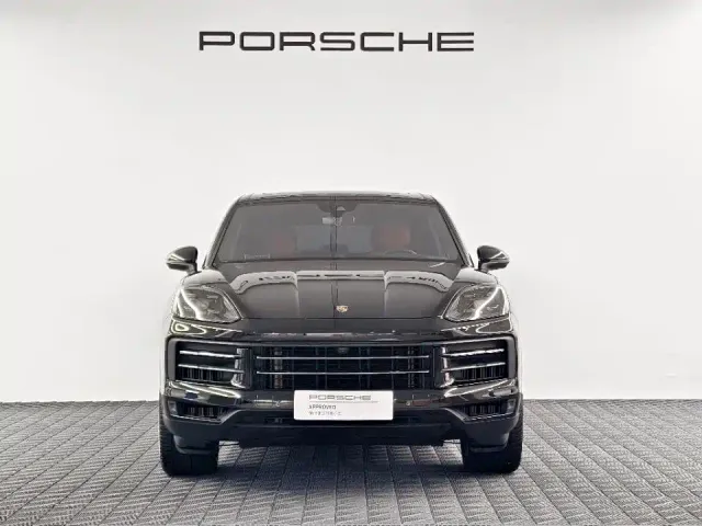 Porsche Cayenne — Фото автомобиля 2