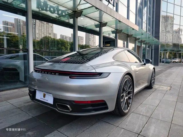 Porsche 911 — Фото автомобиля 5