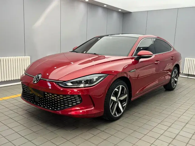 Фотография автомобиля — Volkswagen Lamando