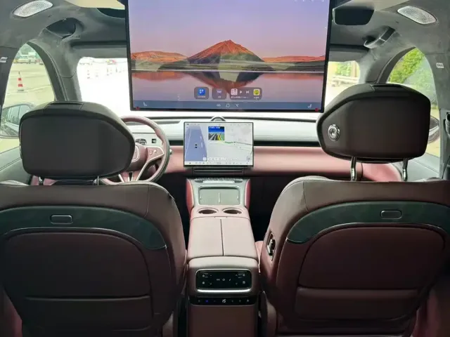 Voyah Auto VOYAH Taisan 2026 Model Base — Фото автомобиля 14