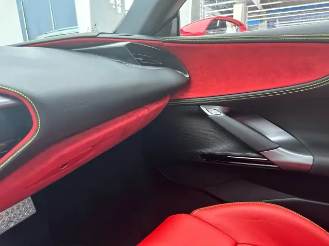 Ferrari SF90 — Фото автомобиля 17
