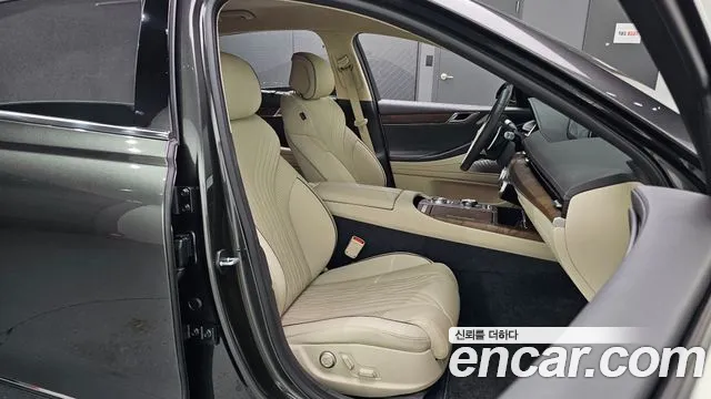 Genesis G80 RG3 — Фото автомобиля 16