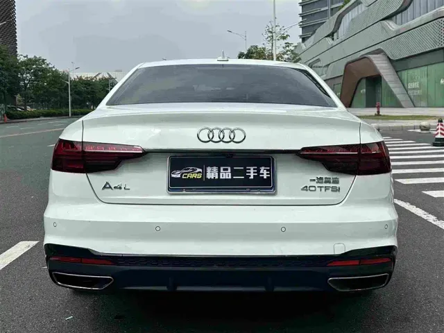 Audi A4L — Фото автомобиля 8