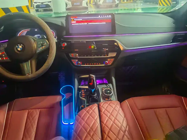 BMW 5 Series — Фото автомобиля 5