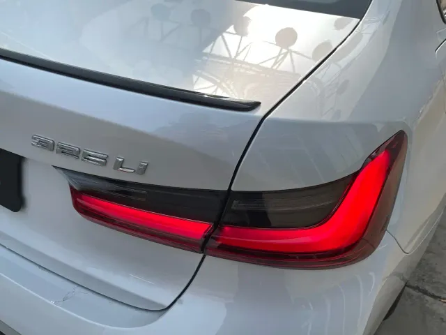 BMW 3 Series — Фото автомобиля 30