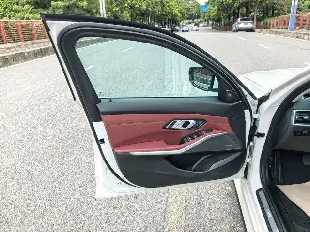 BMW i3 — Фото автомобиля 4