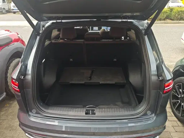 Geely Xingyue L — Фото автомобиля 18