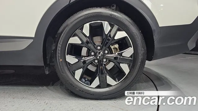 Kia Sportage Sportage 5-е поколение Бензин 1.6 турбо 2WD — Фото автомобиля 21