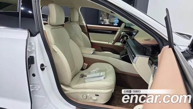 Hyundai Grandeur GN7 — Фото автомобиля 17
