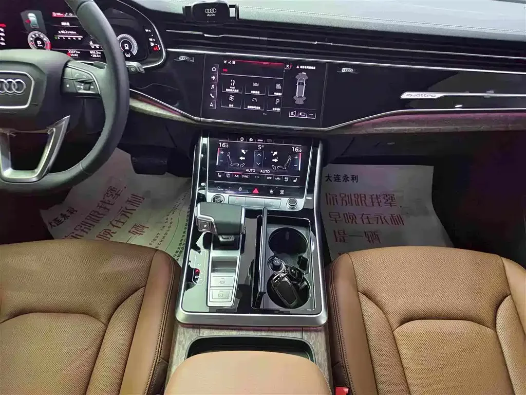 Audi Audi Q7 2025 45 TFSI quattro S line Black Warrior — Фото автомобиля 13