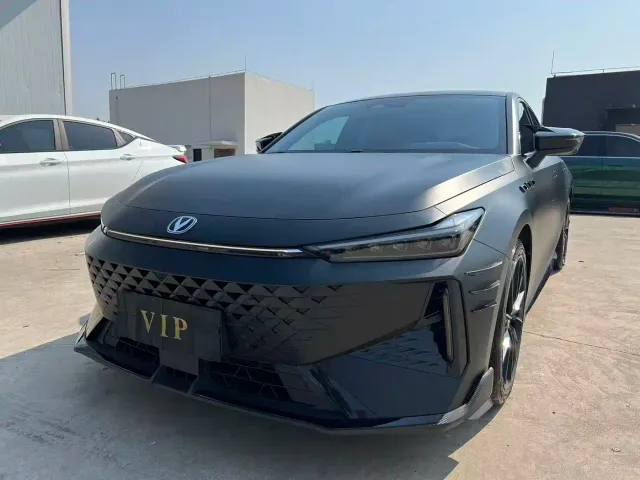 Фотография автомобиля — Changan UNI-V