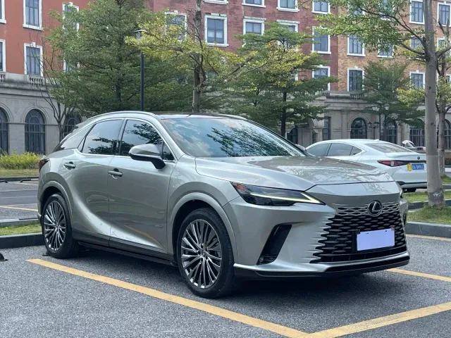 Lexus RX — Фото автомобиля 3