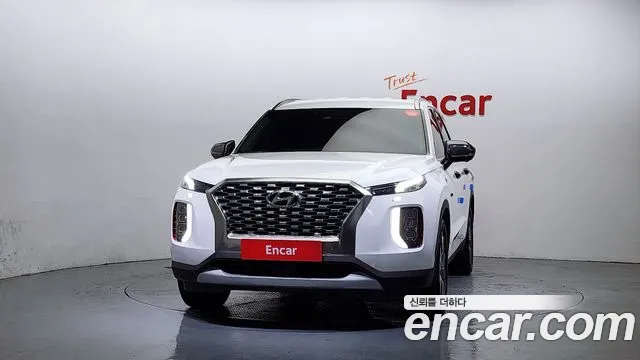 Hyundai Palisade Palisade Дизель 2.2 2WD — Фото автомобиля 3
