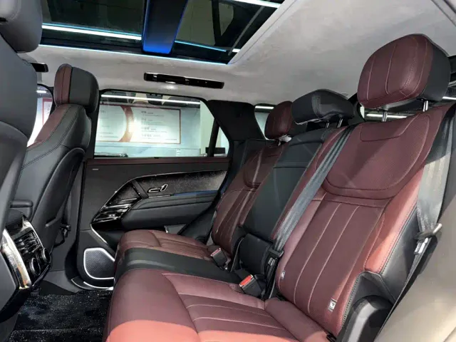 Land Rover Range Rover Sport — Фото автомобиля 13