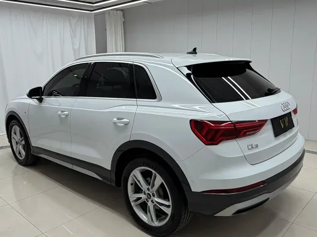 Audi Q3 — Фото автомобиля 6