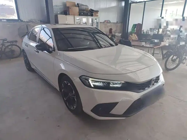 Honda Civic — Фото автомобиля 3