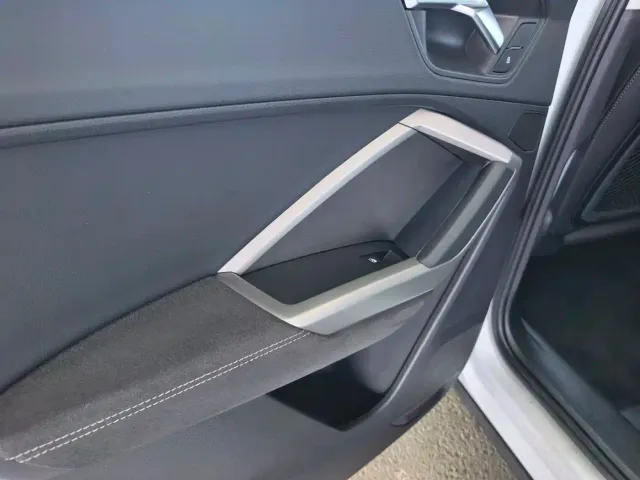 Audi Q3 — Фото автомобиля 12