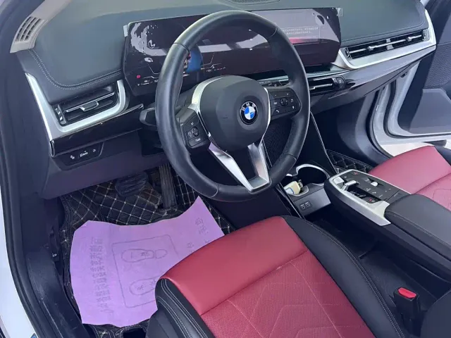 BMW X1 — Фото автомобиля 12