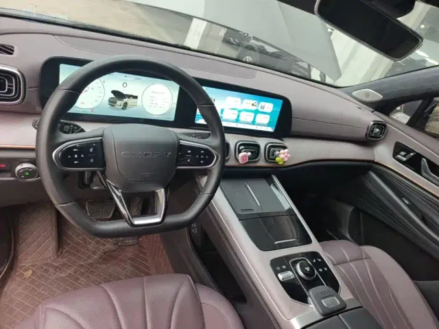Chery Tiggo 9 — Фото автомобиля 9