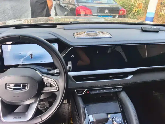 Geely Xingyue L — Фото автомобиля 12