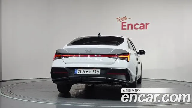 Hyundai AVANTE Новый Avante (CN7) — Фото автомобиля 4