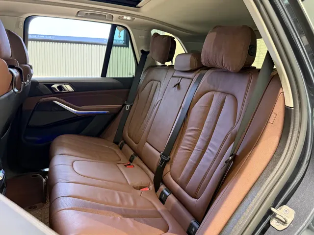 BMW X5 — Фото автомобиля 9