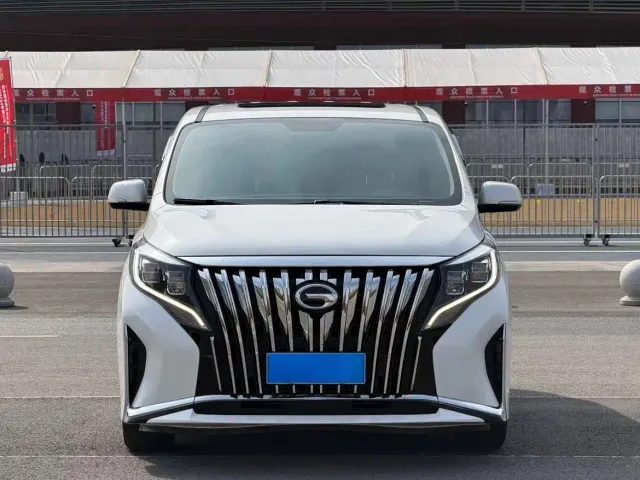 GAC Trumpchi M8 — Фото автомобиля 2