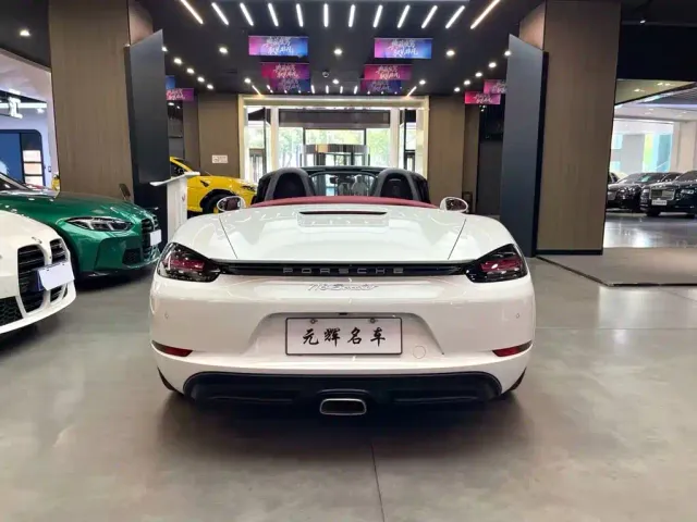 Porsche 718 — Фото автомобиля 18