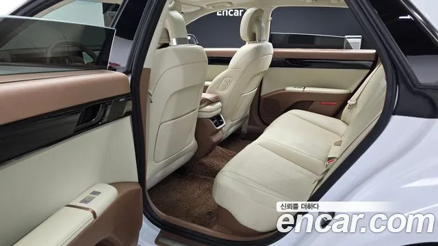Hyundai Grandeur GN7 — Фото автомобиля 11
