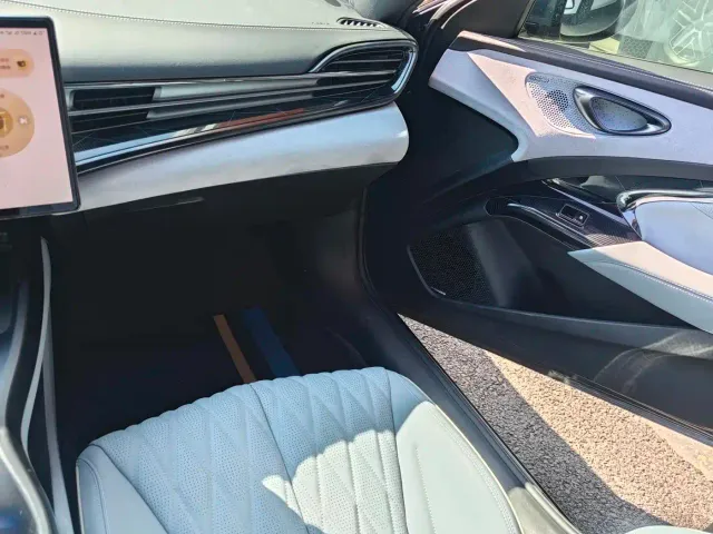 BYD Seal — Фото автомобиля 14