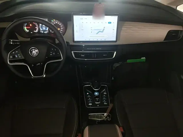 BYD Song MAX — Фото автомобиля 9