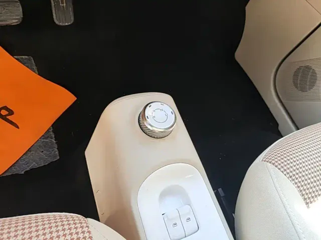 Wuling Hongguang Mini EV — Фото автомобиля 13