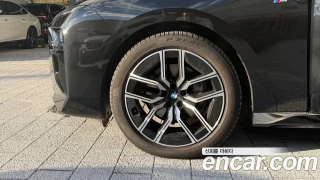 BMW 7 Series G70 — Фото автомобиля 5