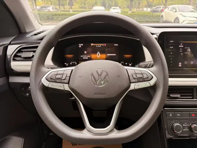 Volkswagen Tharu — Фото автомобиля 13