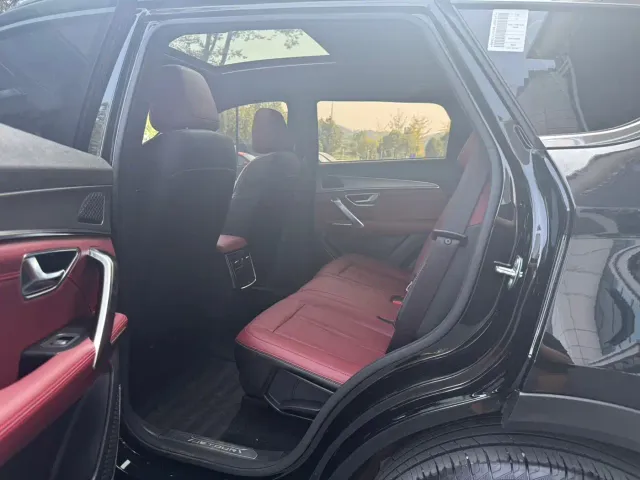Jetour X70 Plus — Фото автомобиля 7