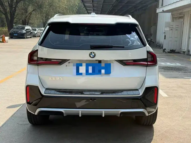 BMW X1 — Фото автомобиля 11