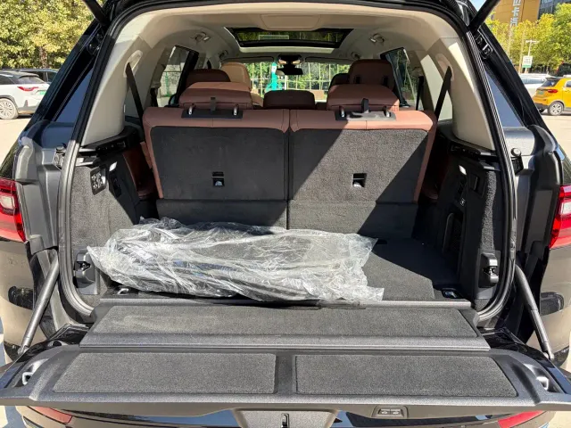 BMW X7 — Фото автомобиля 17