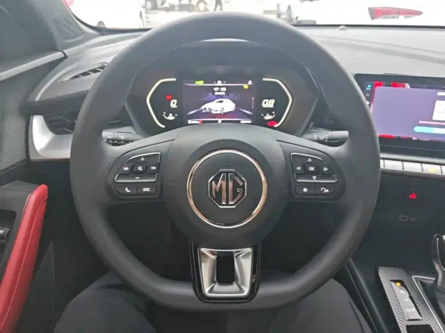 MG MG5 2023 180DVVT CVT Luxury Edition — Фото автомобиля 10