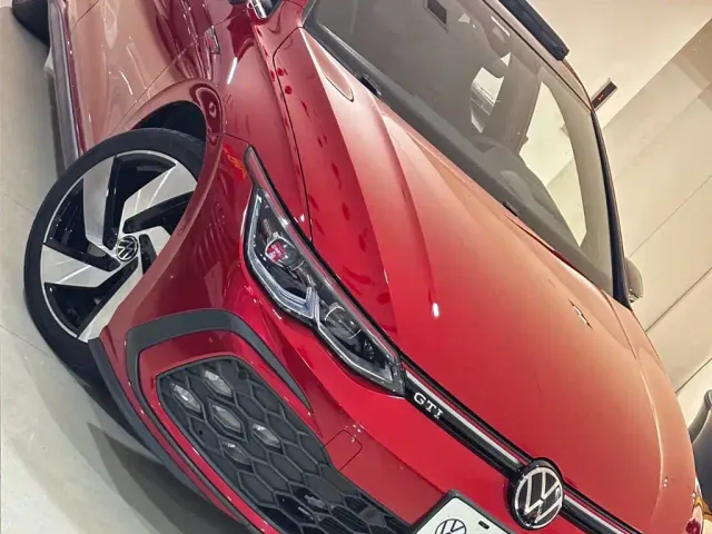 Volkswagen Golf GTI — Фото автомобиля 25