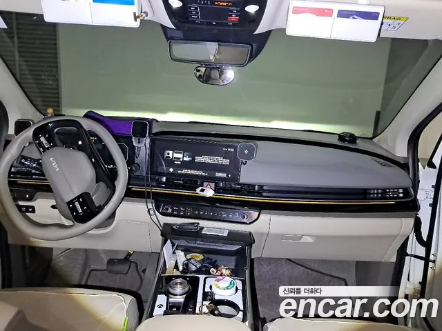 Kia Carnival — Фото автомобиля 16