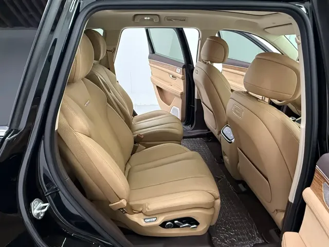 Aito M7 — Фото автомобиля 9